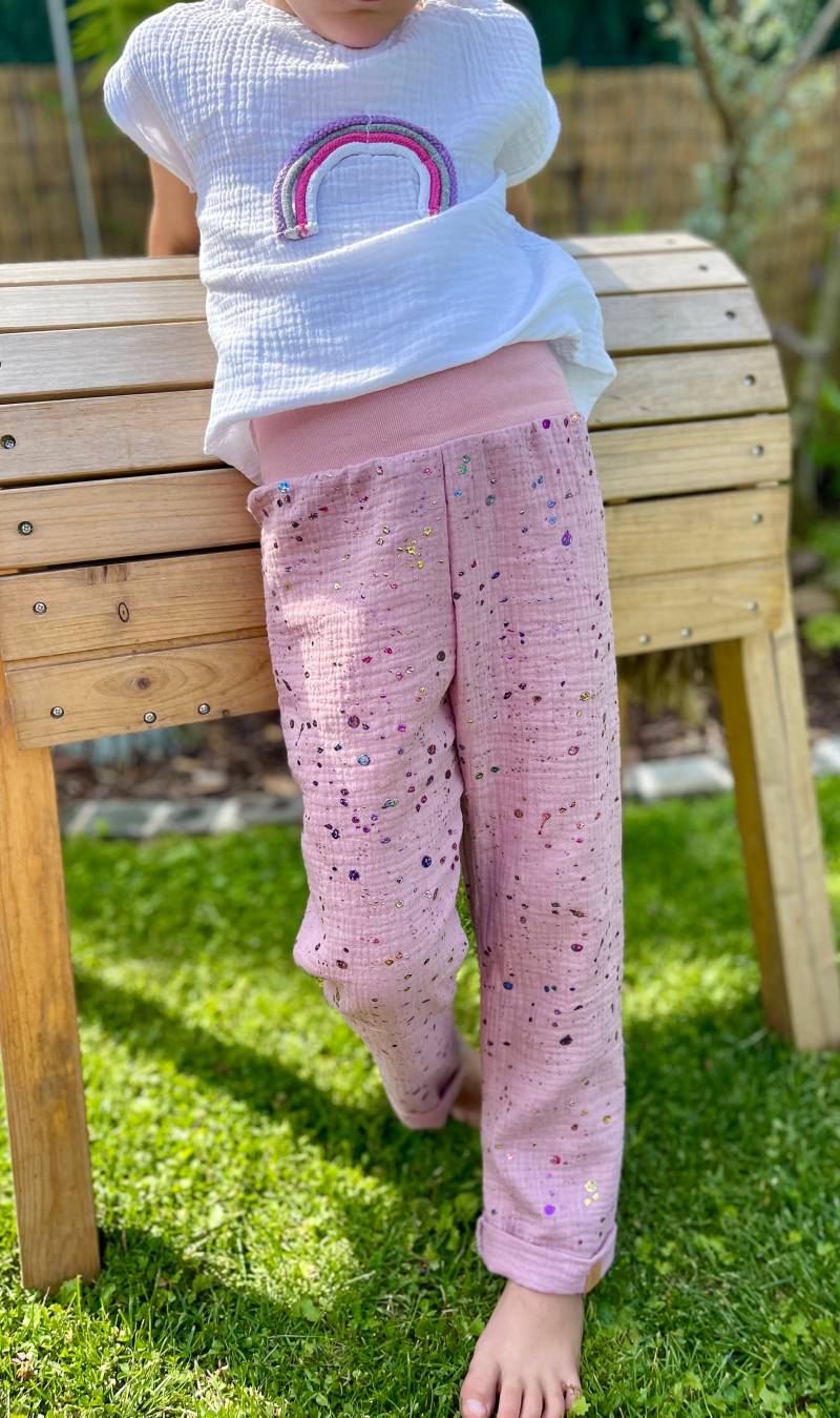 Hose Aus Musselin Lutz in Gr. 50-128, Musselinhose Für Babys Und Kinder Vielen Farben Möglich von LutzundLisbeth