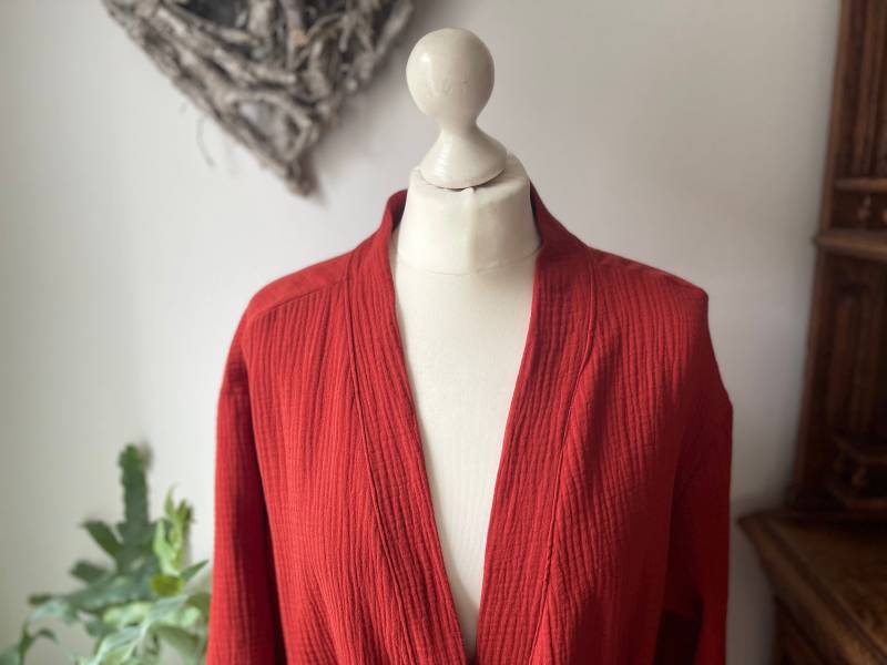 Kimono Aus Musselin Knielang Musselinkimono Farben | Musselin Mit Silbernen Oder Goldenen Punkten Wählbar Kimono Aus Musselin Knielang Musselinkimono Farben | Musselin Mit Silbernen Oder Goldenen Punkten Wählbar von LutzundLisbeth