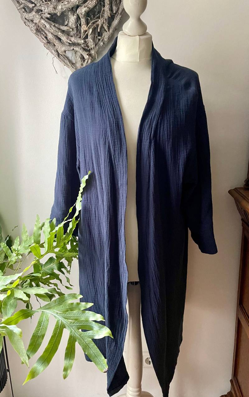 Kimono Aus Musselin Mantel Wadenlang Farben | Musselin Mit Silbernen Oder Goldenen Punkten Wählbar Kimono Aus Musselin Mantel Wadenlang Farben | Musselin Mit Silbernen Oder Goldenen Punkten Wählbar von LutzundLisbeth
