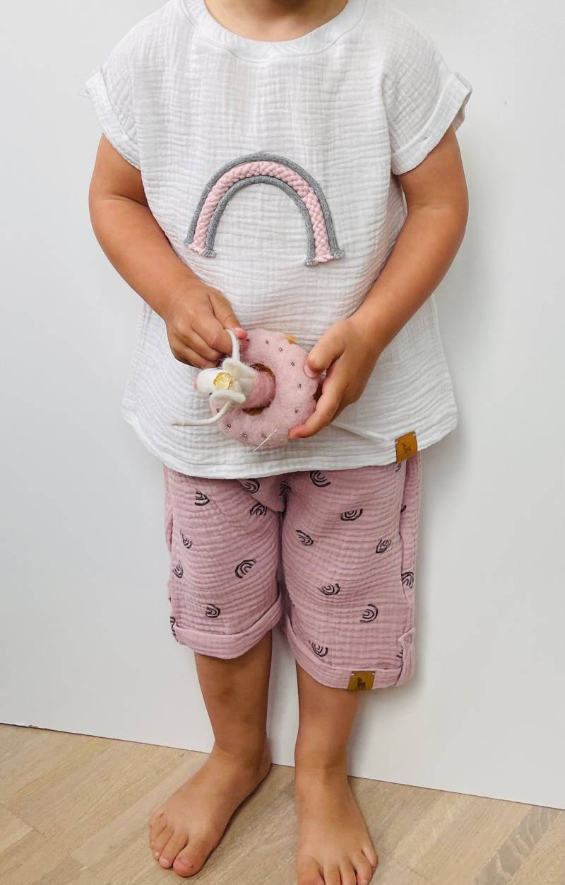 Musselinshirt "White Rainbow" Mit Regenbogen-Applikation, Kurz - Oder Langarmshirt Aus Musselin Für Babys Und Kinder, in Doppelgrößen 50-164 von LutzundLisbeth