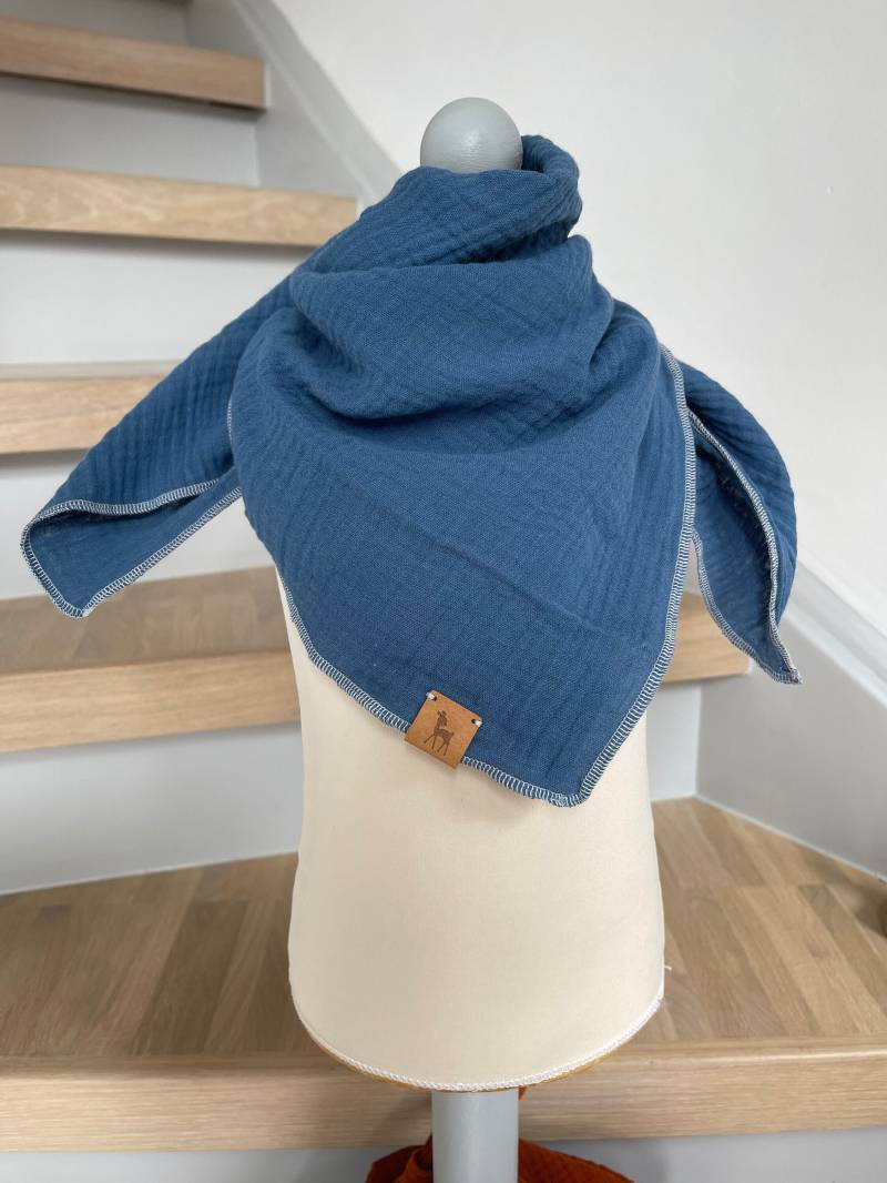 Musselintuch Blau Für Babys Und Kids - Wählbar Als Dreieck Oder Quadrat, in Vielen Farben von LutzundLisbeth