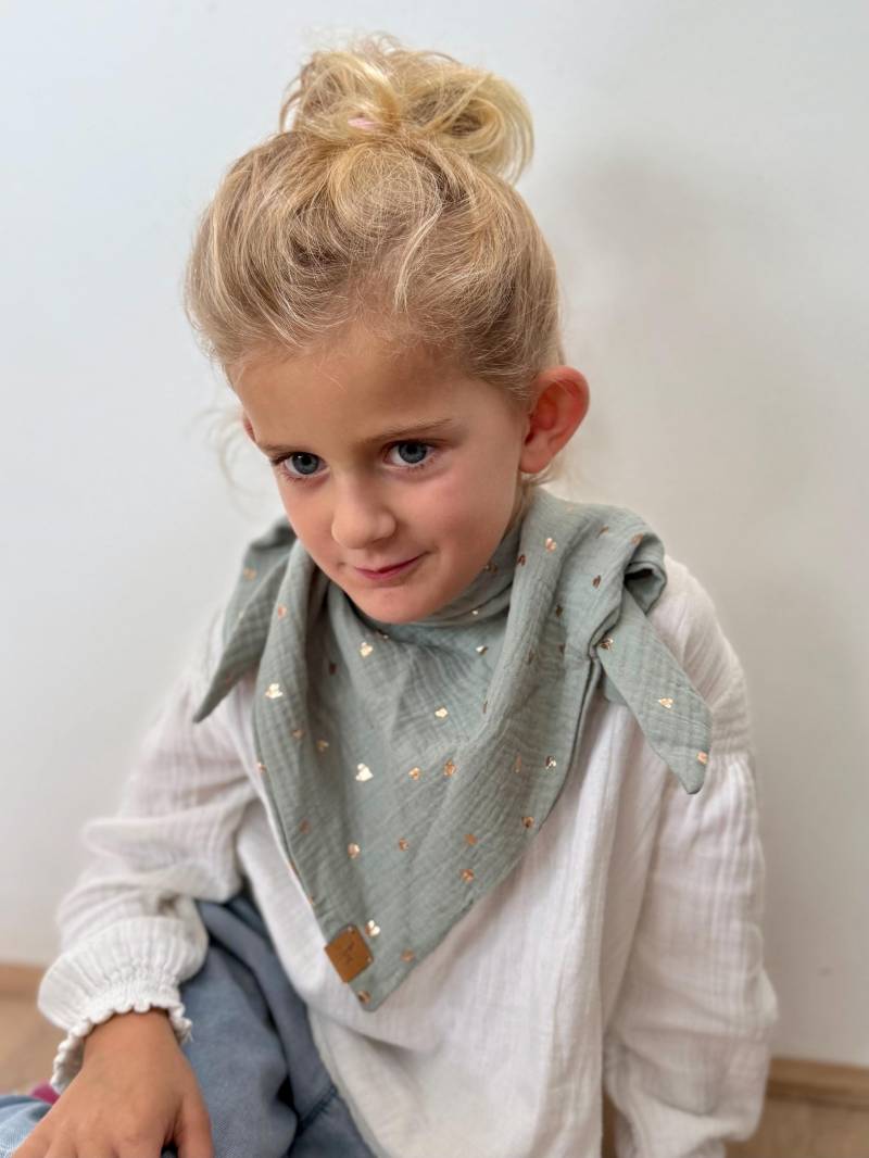 Musselintuch Für Kinder 4-6 Jahre Dreieck Mit Druckknöpfen Viele Farben Und Muster Einzelstücke von LutzundLisbeth