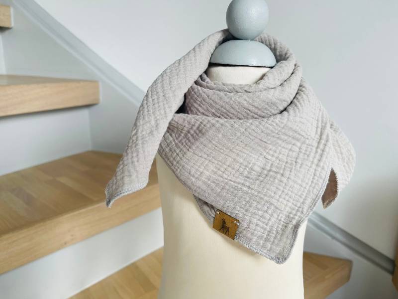 Musselintuch Sand Für Babys Und Kids - Wählbar Als Dreieck Oder Quadrat, in Vielen Farben von LutzundLisbeth