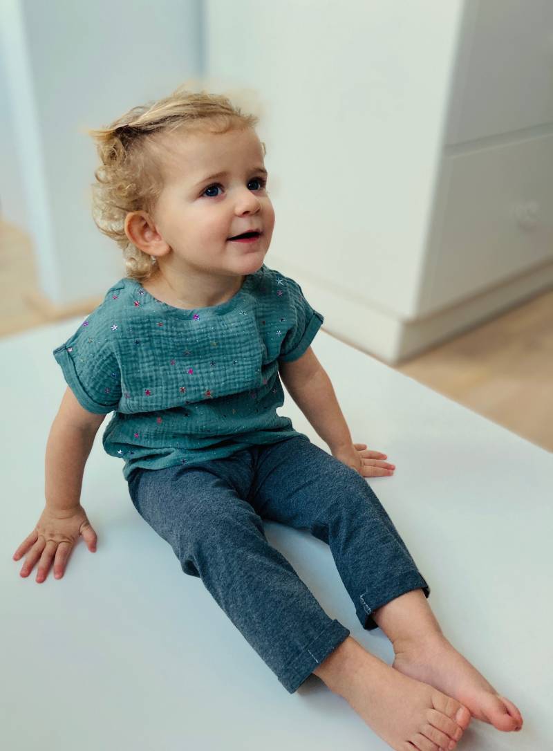 Shirt Aus Musselin Grüne Thilda Kindershirt in Gr. 50-164 Und Vielen Farben Wählbar von LutzundLisbeth