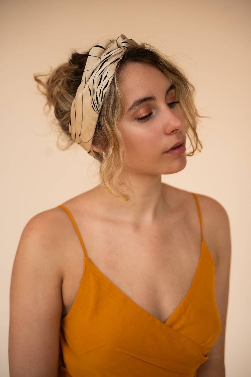 Satin Hairband Non-Slip With Wire Inside To Tie Yourself - Elegance von LuuPING