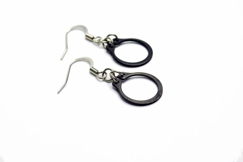 stahl & Silber Hardware Ohrringe #2-Ein Von Einer Art Ooak, Limitierte Auflage Loop von LuvCherie