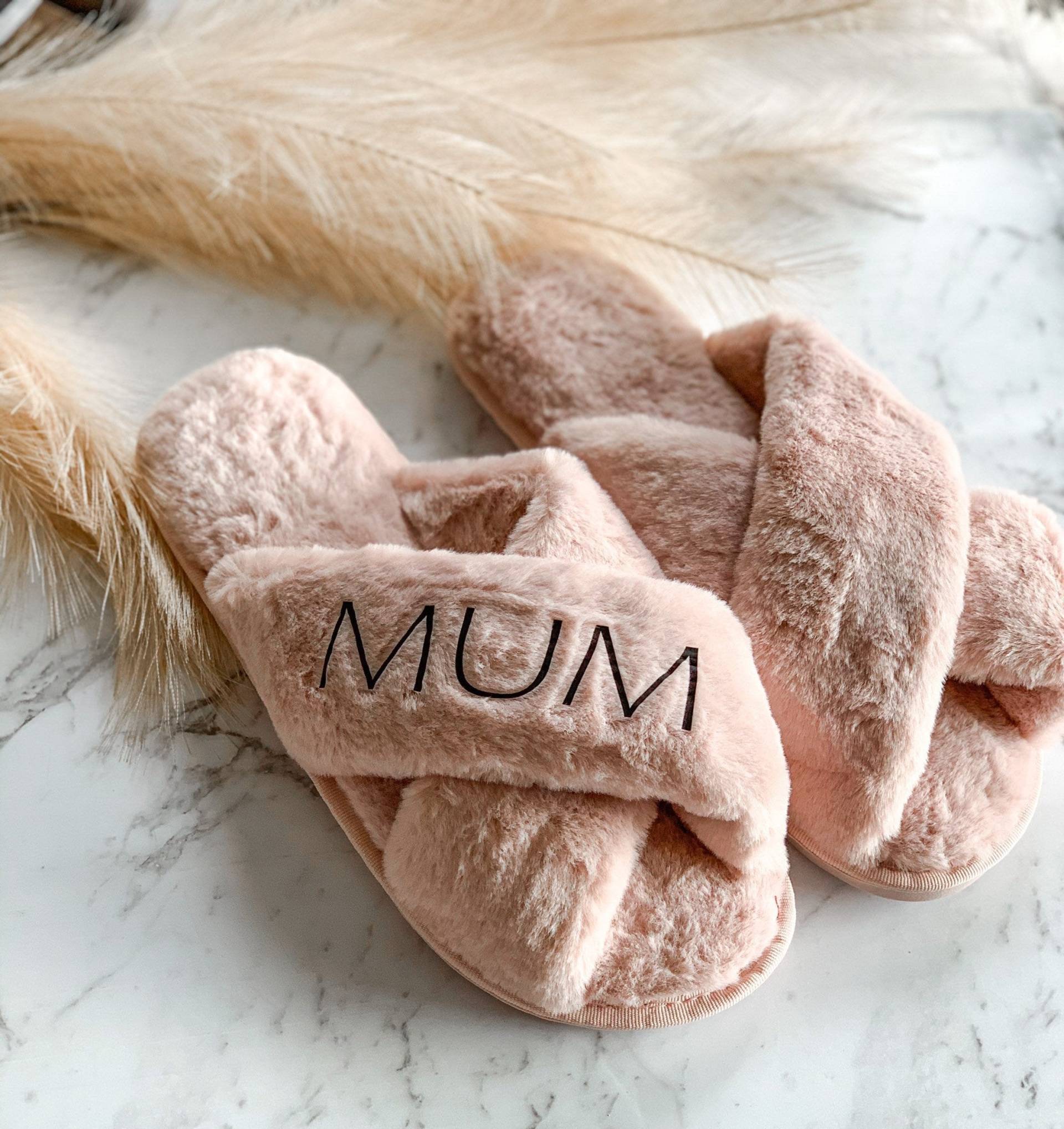 Mama Hausschuhe Muttertagsgeschenk - Super Flauschige Memory Foam Hausschuhe, Geschenk Für Mama Mama Hausschuhe Muttertagsgeschenk - Super Flauschige Memory Foam Hausschuhe, Geschenk Für Mama von LuvParty