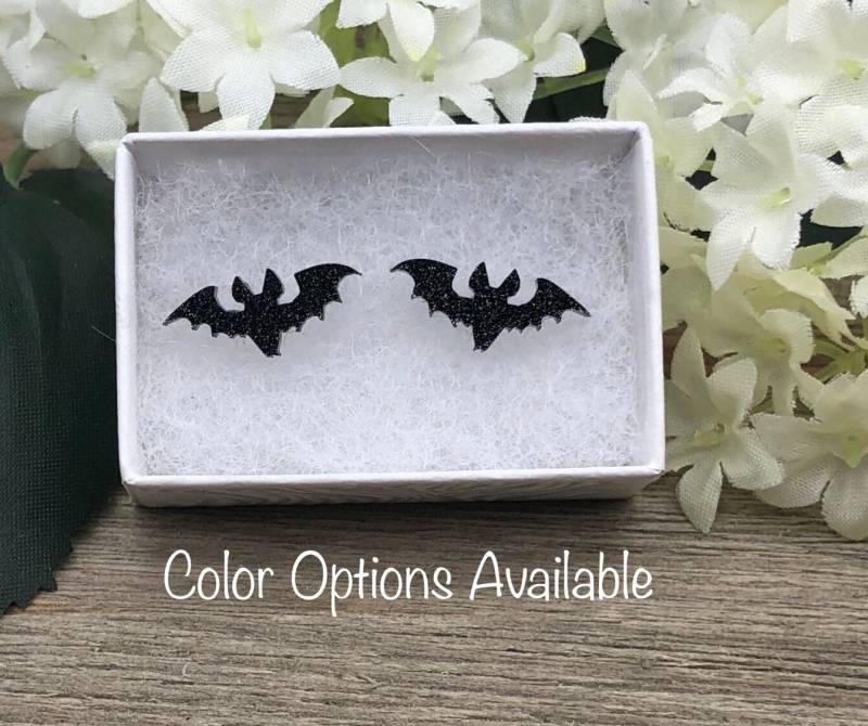 Gruselige Fledermäuse Acryl Ohrringe von LuvSweetPea