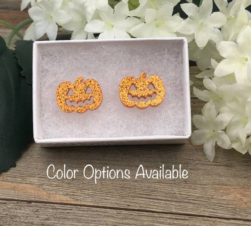 Jack O Windlicht Acryl Ohrringe von LuvSweetPea