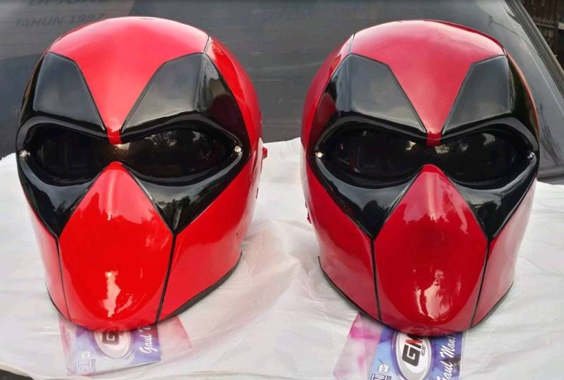 Neue Ankunft Deadpool Motorradhelm Stil | Dot Und Ece Genehmigt von LuxBearCustom