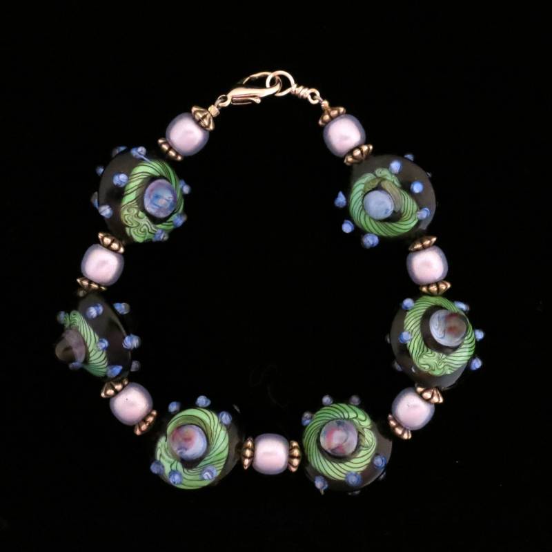 Handmade Armband Lampwork Perlenarmband Lg 3D Beads Grün, Schwarz Mit Opalähnlicher Mitte von LuxCache