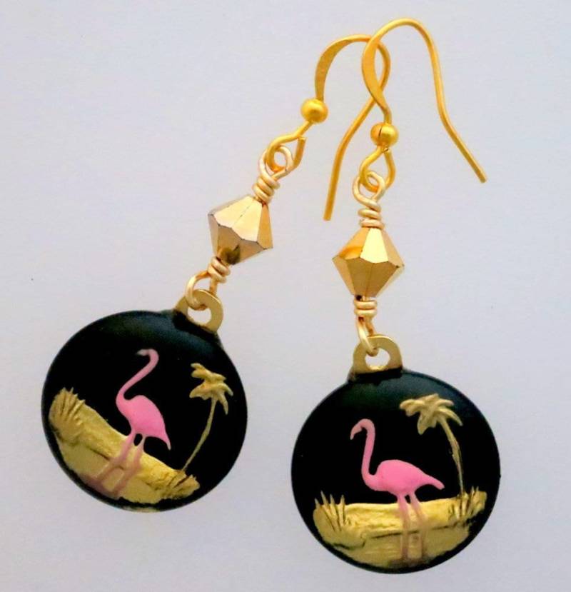 Pink Flamingo Glasohrringe-Kristallmalerei Intaglio Baumeln Tropfen Ohrringe von LuxCache