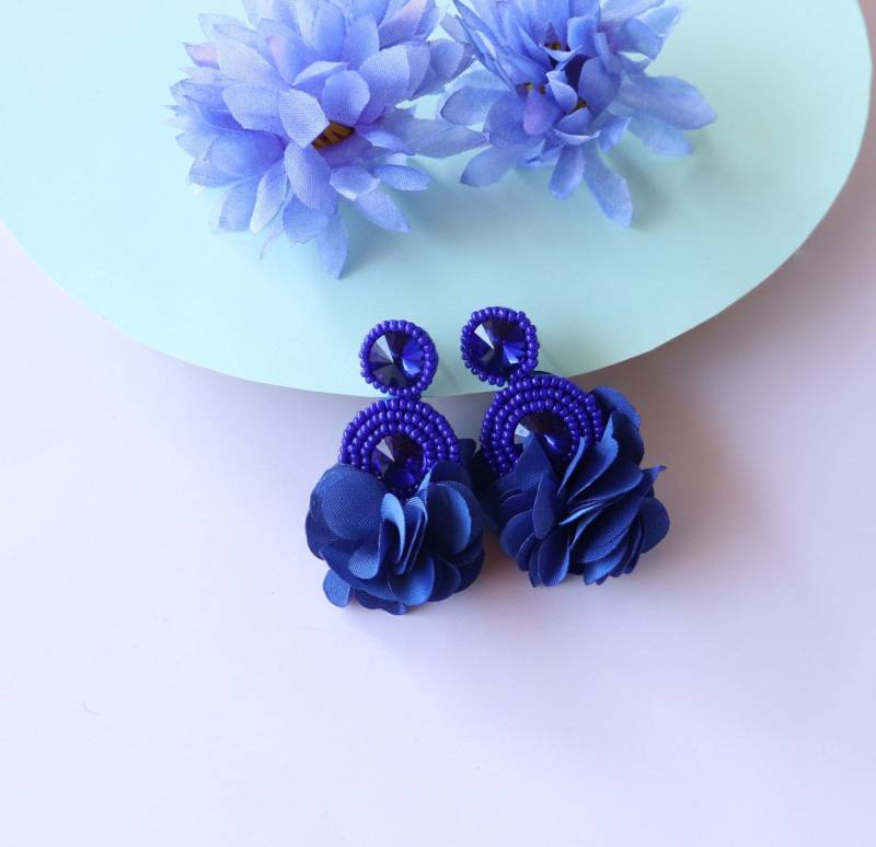 Royal Blau Floral Quaste Ohrringe Perlen Strass Statement Ohrringe Royal Blau Floral Quaste Ohrringe Perlen Strass Statement Ohrringe von LuxStoreDr