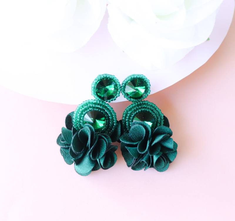 Smaragd Grün Floral Quaste Ohrringe Perlen Strass Statement Ohrringe Smaragd Grün Floral Quaste Ohrringe Perlen Strass Statement Ohrringe von LuxStoreDr