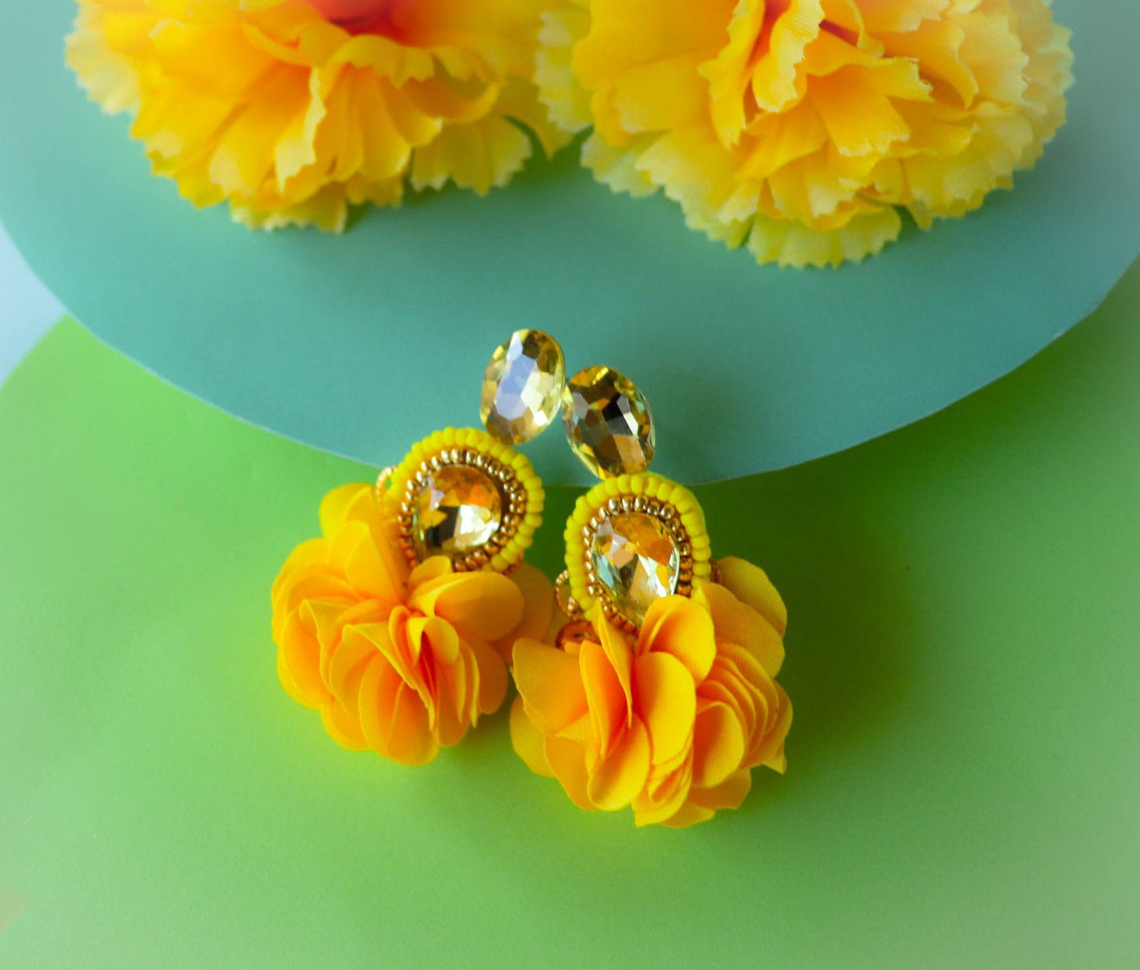 Goldene Gelbe Blumen Quasten Ohrringe Perlen Strass Brautschmuck Goldene Gelbe Blumen Quasten Ohrringe Perlen Strass Brautschmuck von LuxStoreDr
