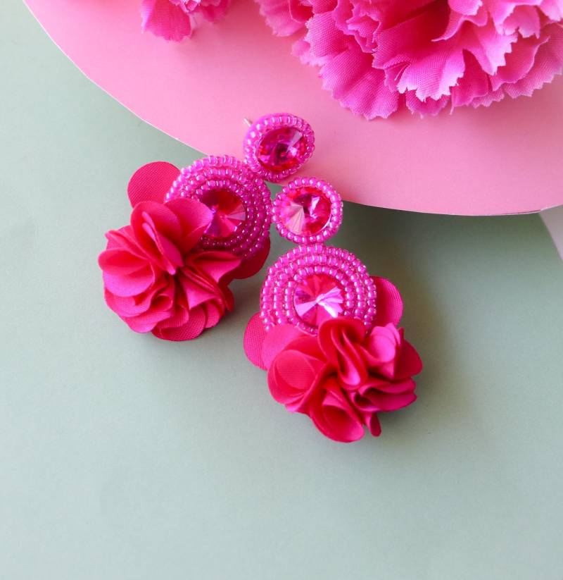 Pink Floral Statement Ohrringe Perlen Kristall Quaste Schmuck Pink Floral Statement Ohrringe Perlen Kristall Quaste Schmuck von LuxStoreDr