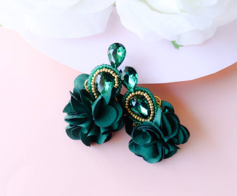 Jade Grün Strass Blume Quaste Ohrringe Braut Statement Schmuck Jade Grün Strass Blume Quaste Ohrringe Braut Statement Schmuck von LuxStoreDr