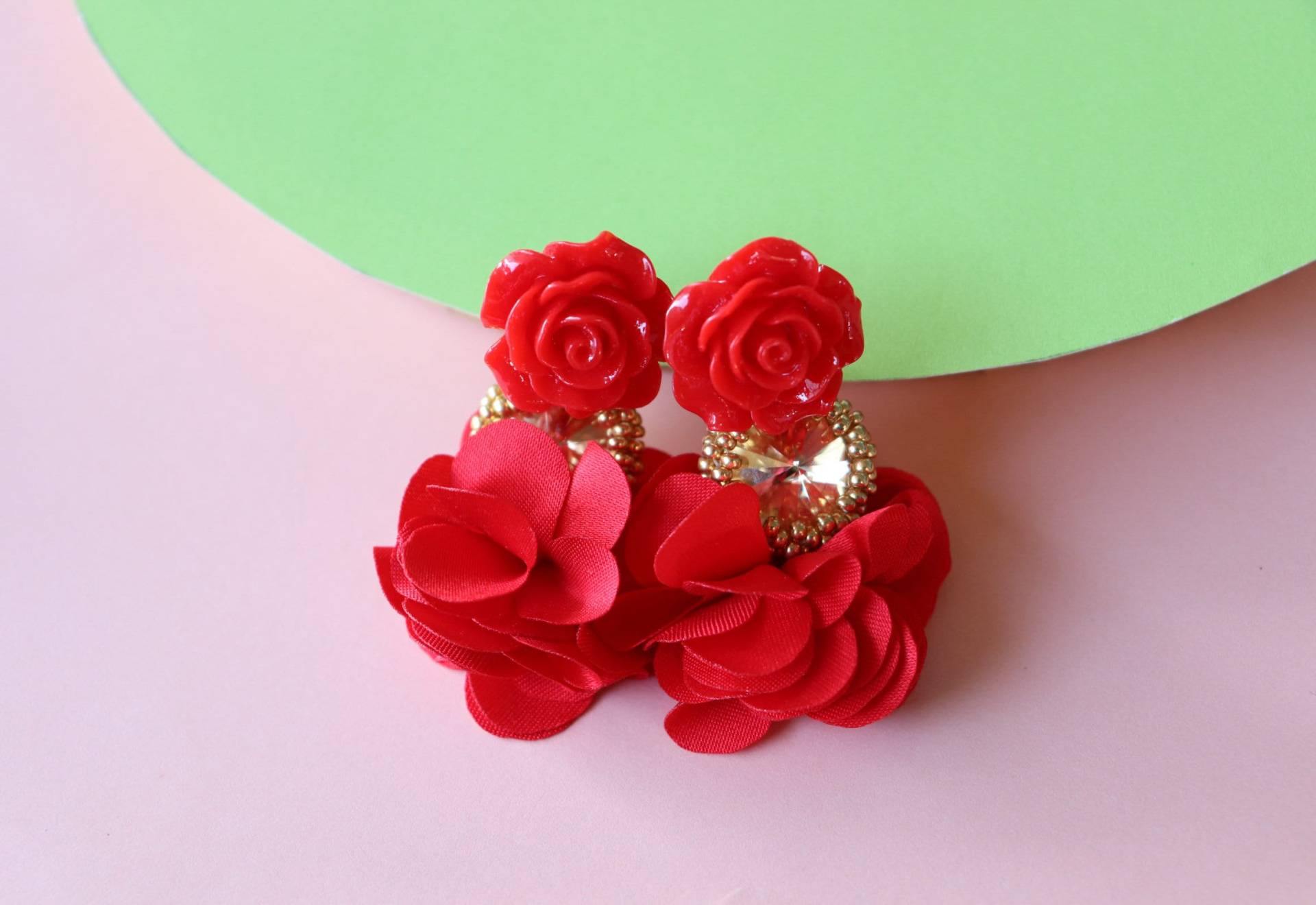 Rote Blumen Quasten Ohrringe Perlen Kristall Statement Schmuck Rote Blumen Quasten Ohrringe Perlen Kristall Statement Schmuck von LuxStoreDr