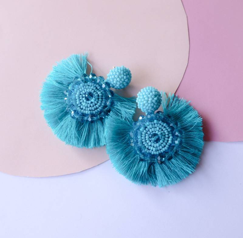 Türkis Perlen Quasten Ohrringe Handgemachter Boho Statement Schmuck Türkis Perlen Quasten Ohrringe Handgemachter Boho Statement Schmuck von LuxStoreDr