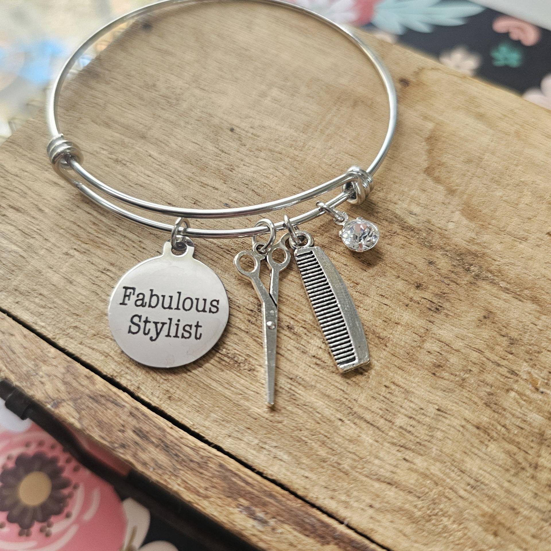 Friseur Geschenke, Geschenke Für Kosmetikschüler, Stylist, Fabelhaftes Stylist Armband von LuxedesignsbySarah