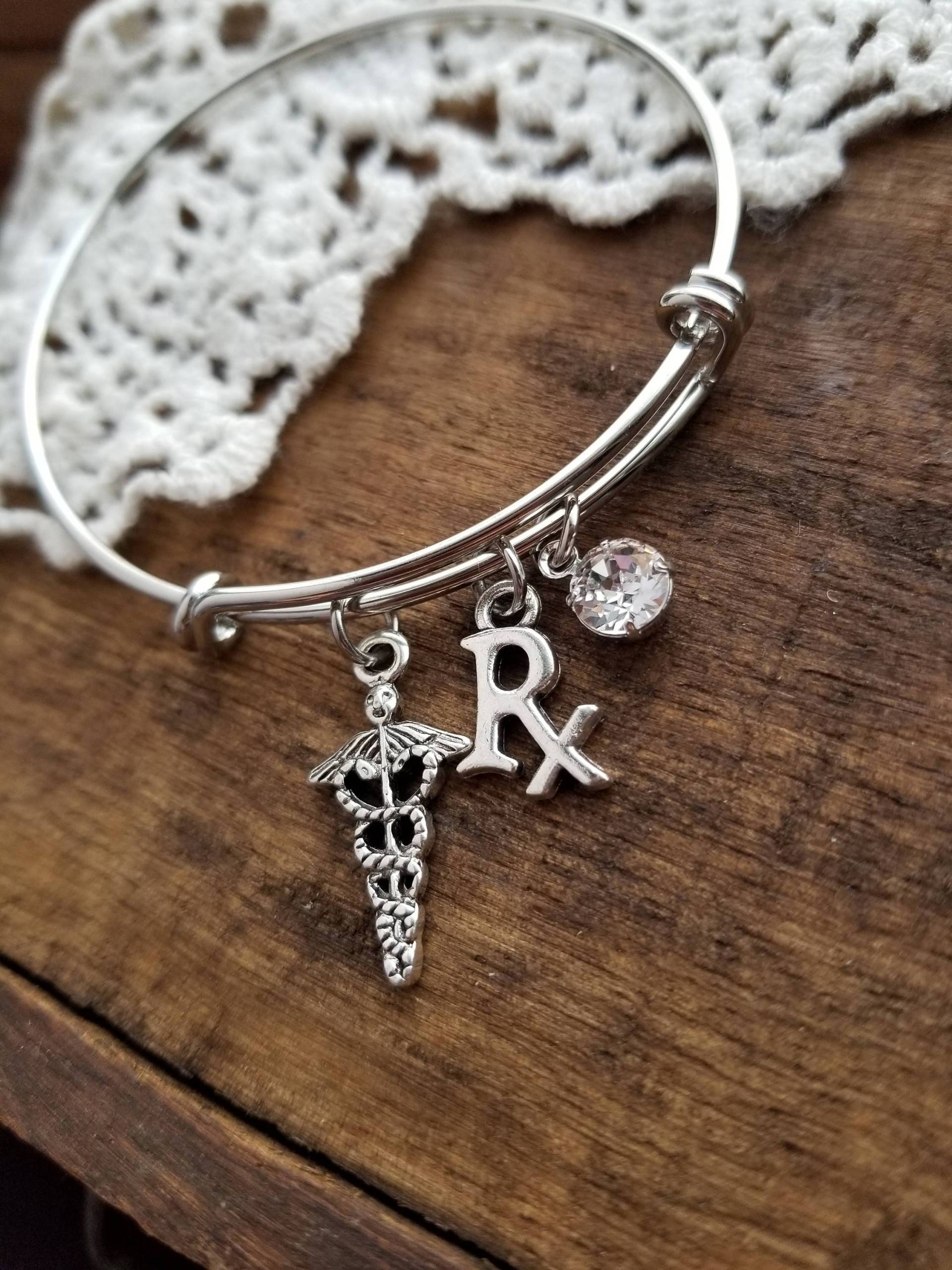 Geschenk Für Apotheker Techniker Armreif Armband Bettelarmband Rx Bettelarmband Geschenk Für Apotheker Techniker Armreif Armband Bettelarmband Rx Bettelarmband von LuxedesignsbySarah