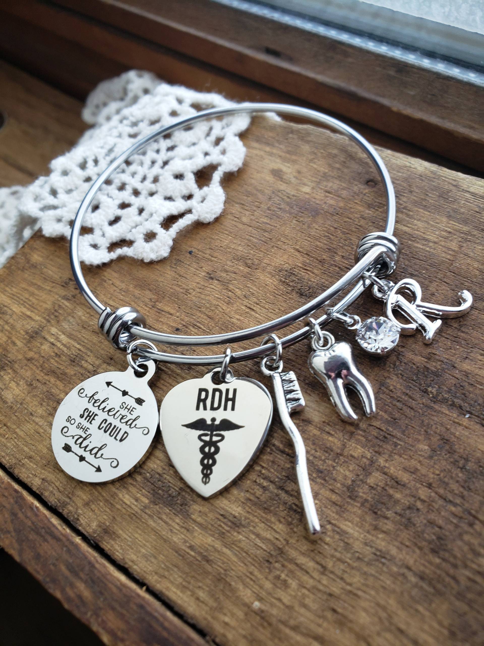 Geschenk Für Mundhygieniker Abschluss Rdh, Zahnarzt, Abschlussgeschenk Registrierte Zahnhygienikerin, Rdh von LuxedesignsbySarah