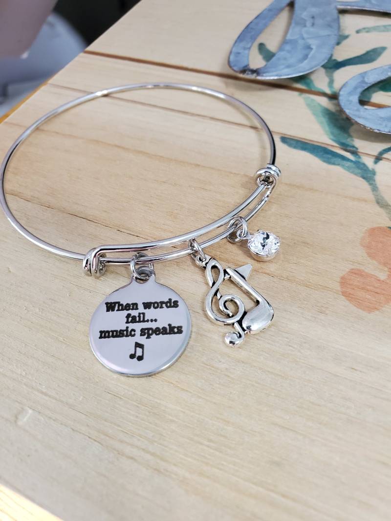 Geschenk Für Musiklehrer, Bandlehrer, Musik Geschenke, Thema Bettelarmband, Bandmitglied, Musikliebhaber Armband von LuxedesignsbySarah