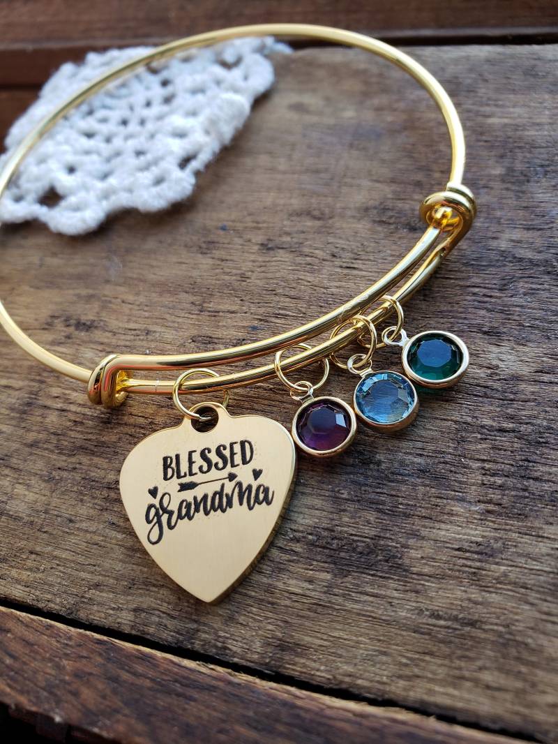 Geschenk Für Oma, Großmutter Geschenke, Gesegnete Geburtsstein Bettelarmband, Familienbaum Armband, Oma Juwelier von LuxedesignsbySarah