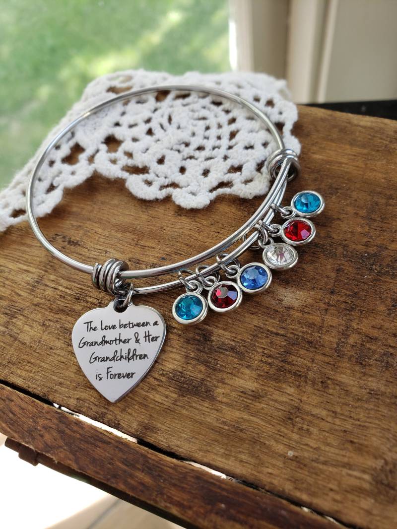 Geschenk Für Oma, Großmutter Geschenke, Großmutters Liebesarmband, Geburtsstein Bettelarmband, Stammbaum Armband von LuxedesignsbySarah