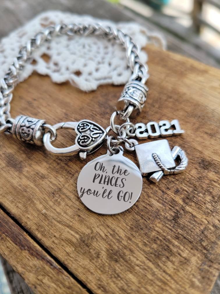 Graduierung Charme Armband, Oh The Places You'll Go Schmuck, College High School Bestanden Geschenk Für Sie, Inspirierendes Motivationszitat von LuxedesignsbySarah