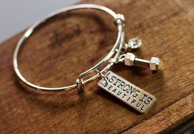 Stark Ist Schön Crossfit Gewicht-Verlust-Schmuck, Heben Schmuck, Geschenk Für Trainer, Stark Schön, Motivation Schmuck von LuxedesignsbySarah
