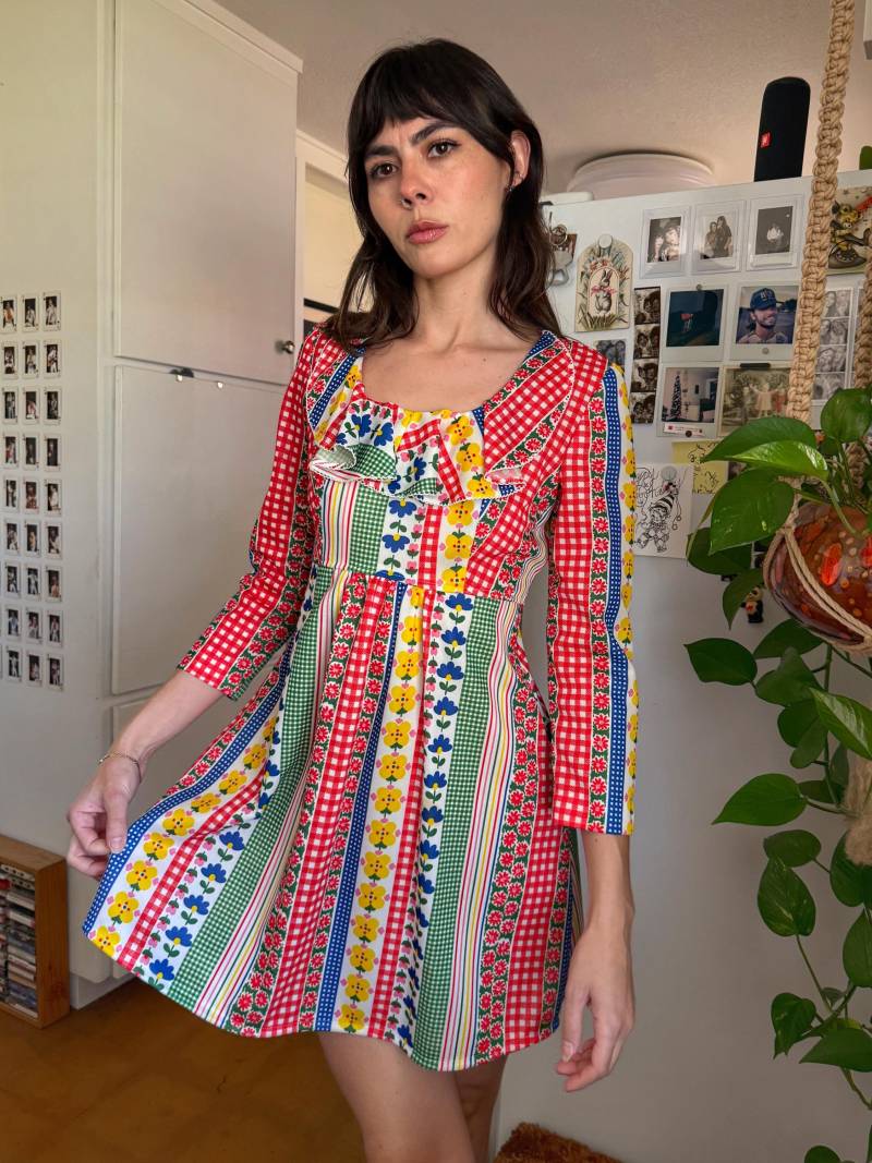 70Er Jahre Vichy Karo Mini Babydoll Kleid Flatterkragen Im Stil Gr. S/M von LuxieVintage