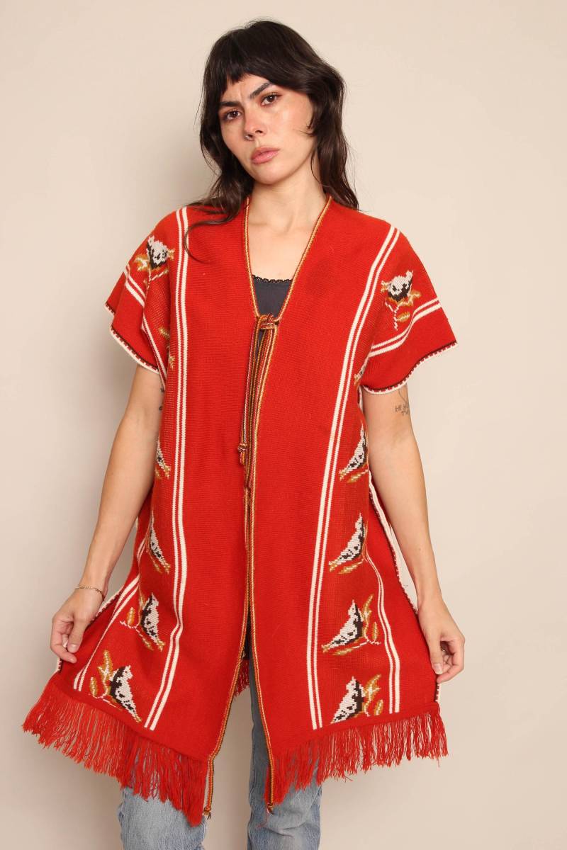 70Er Jahre Vintage Vogelpunch/Poncho Schal Mit Fransen von LuxieVintage