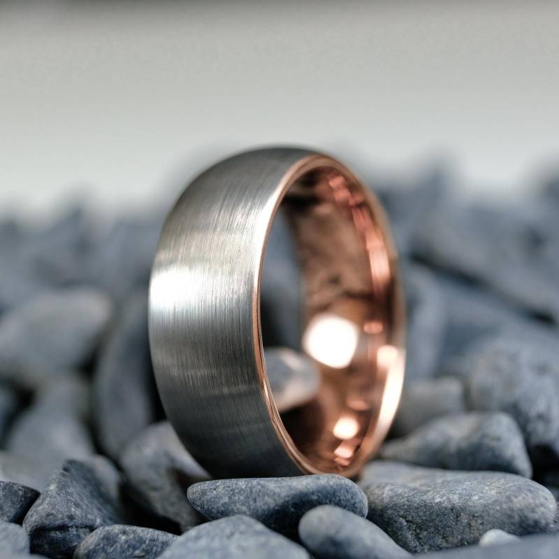 8 Mm Gebürsteter Silber Wolfram Ehering Mit Rosegold Interieur - Unisex Ring von LuxuriaJewelers