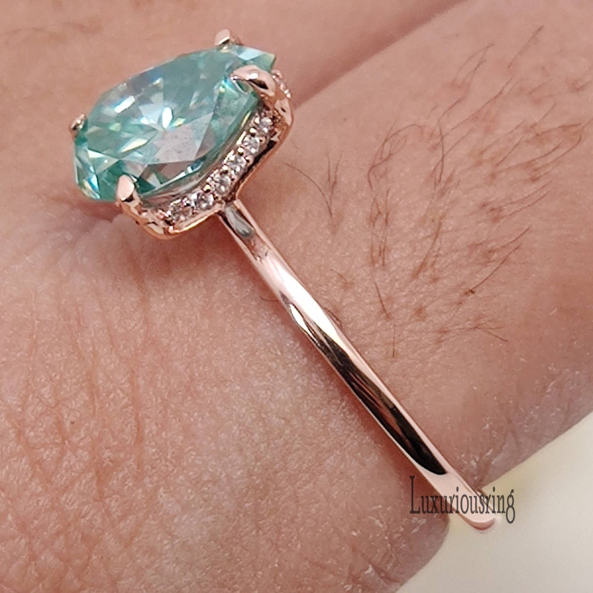 Blauer Moissanite Verlobungsring, Blau Grüner Ring 2 Ct, Solitär Ehering in Birnenschliff, 10K Rosegold, Geschenk Für Sie von Luxuriousring