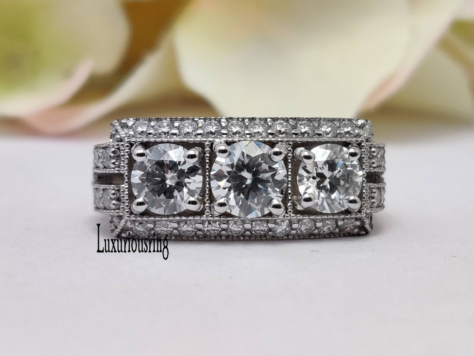 Diamant-Verlobungsring, Weißer Runder Moissanit-Ring, Vintage-Diamantring Für Frauen, 925Er Sterlingsilber, Jahrestagsgeschenk, Labradorit-Ring von Luxuriousring