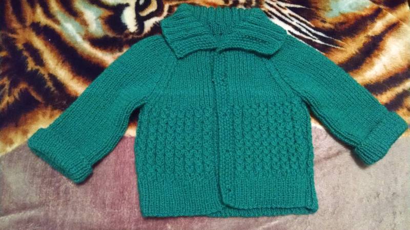 Baby Pullover Handgestrickt von LuxuryKnitFashion