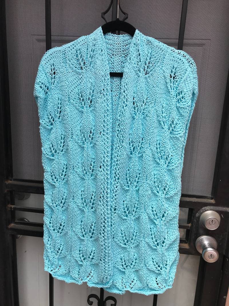 Frauen Sommer /Herbst Weste Handgestrickt; Baumwoll-/Acryl-/Merinowollgarn in Verschiedenen Größen Und Farben von LuxuryKnitFashion