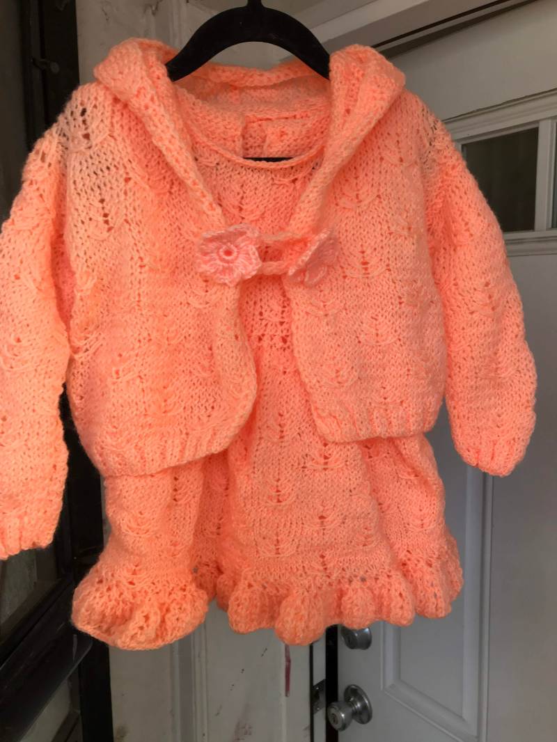 Kleinkind Kleid Mit Pullover Handgestrickt von LuxuryKnitFashion