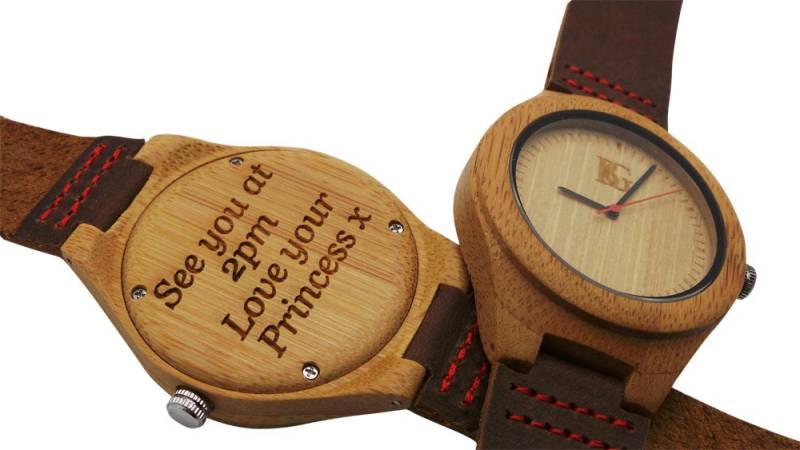 Personalisierte Unisex Armbanduhr Graviert Holz Echte Wildleder Leder Mens Frauen Designer Geschenk-Box Luxus Personalisiert von LuxuryVault