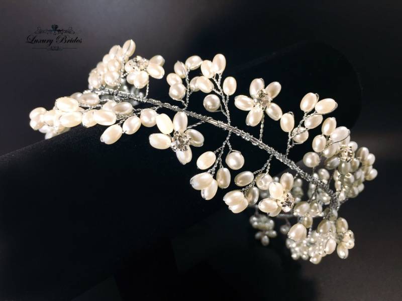 Perle Hochzeit Tiara, Silber Swarovski Kristall Kopfschmuck, Braut Haarband von Luxurybrides