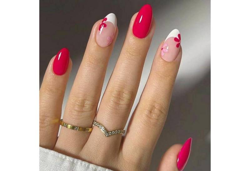 LuxusKollektion Kunstfingernägel 24 Stück Kurz Oval Blumen Acryl False Nails Set French Nails von LuxusKollektion