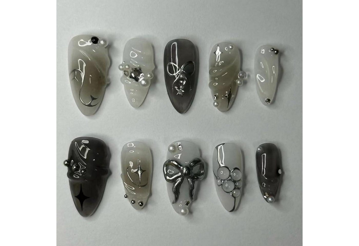 LuxusKollektion Kunstfingernägel Fingernägel Kurz Almond Schwarz 3D Stern Perle Nagelkleber AKC4 von LuxusKollektion