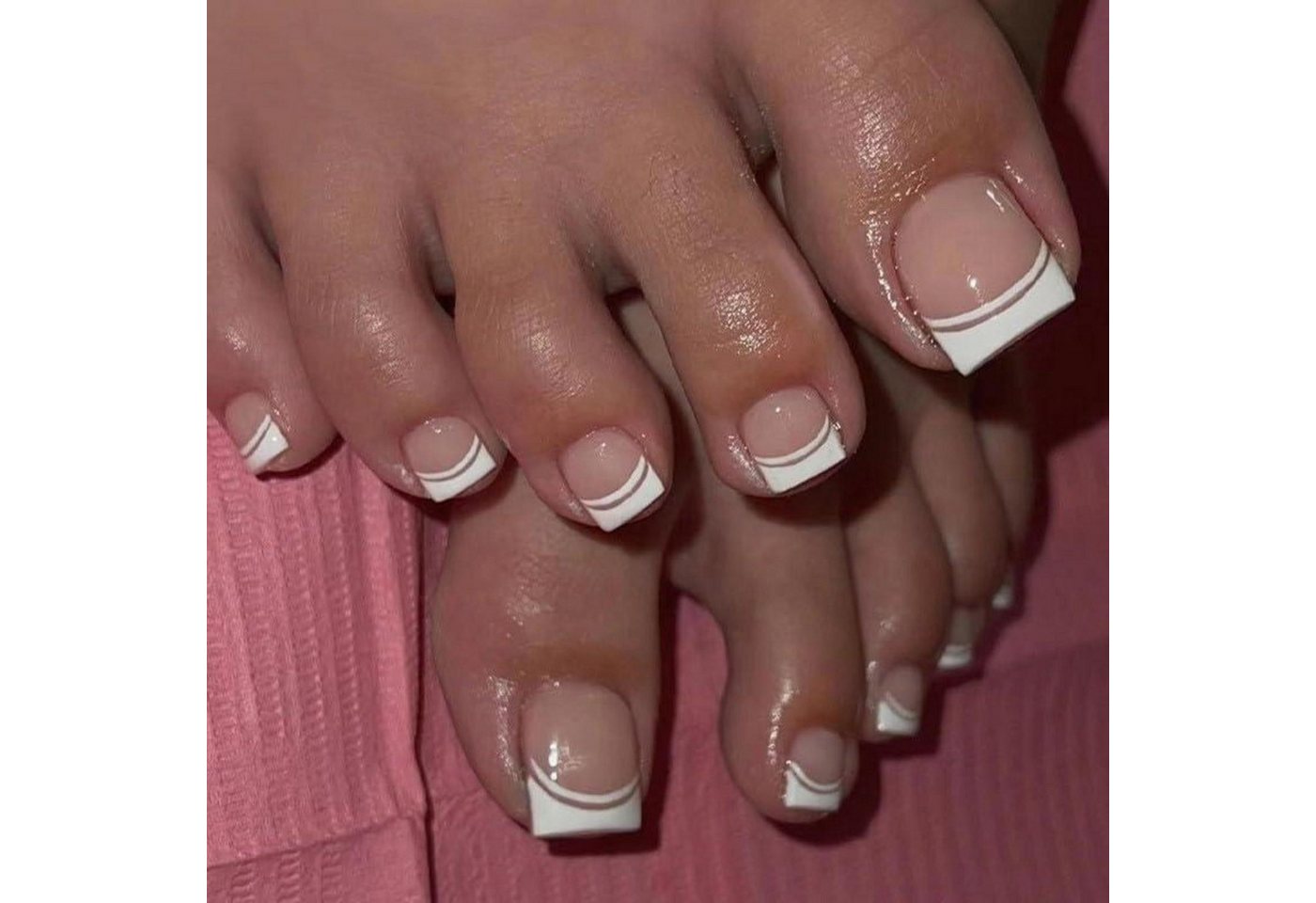 LuxusKollektion Kunstfingernägel Klebenägel 24 Stück FullCover Frauen M 2470 von LuxusKollektion