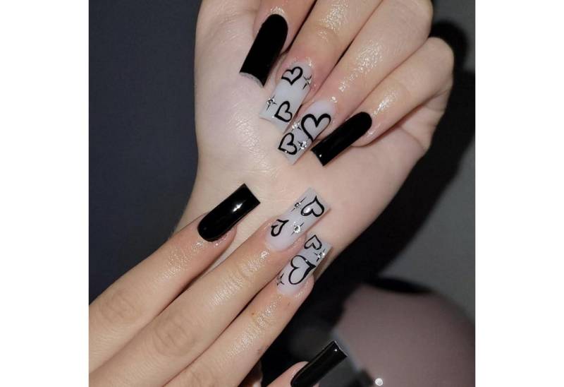 LuxusKollektion Kunstfingernägel Kunstnägel Press On Square Schwarz Herz Strass Nagelkleber BL17 von LuxusKollektion