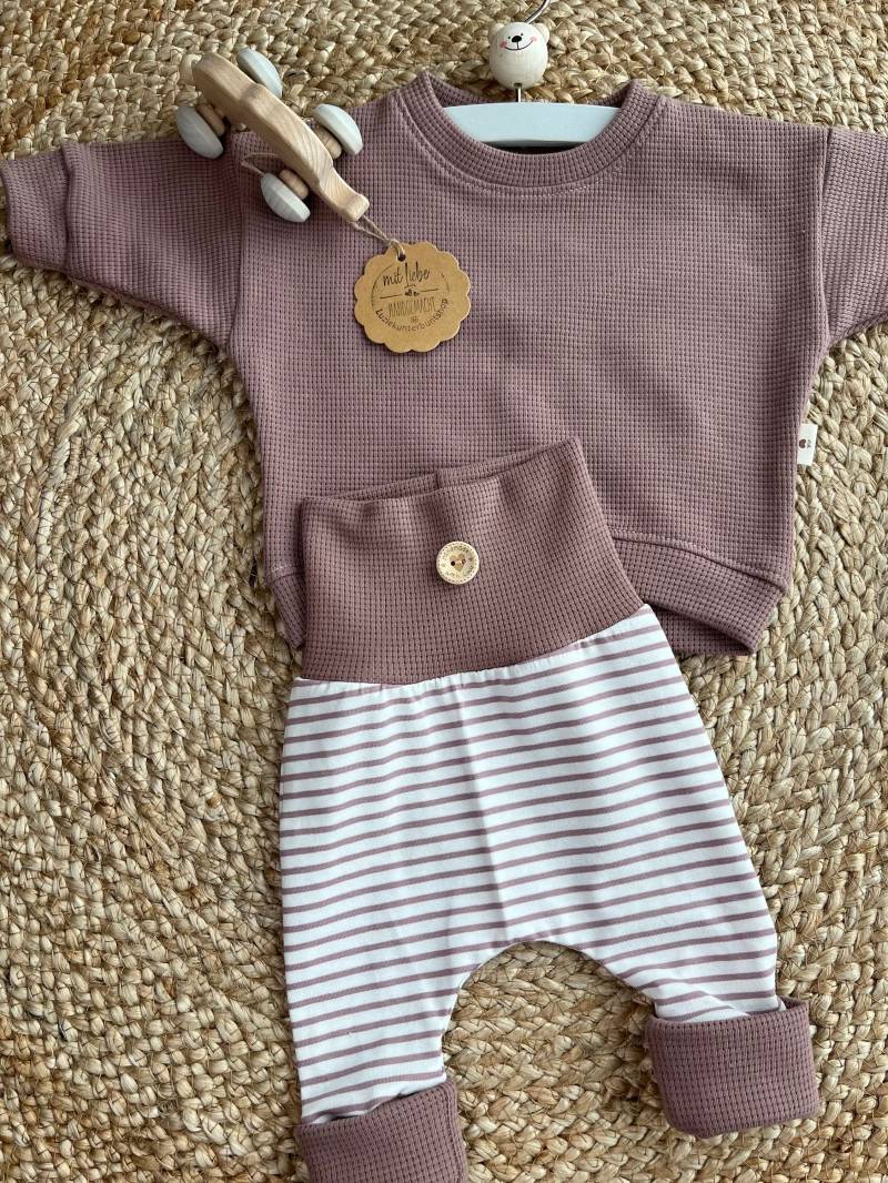 Baby Pumphose Set Gestreift Waffeljersey Sweater Sweatshirt Babyhose Blumen Babyshirt Babyset Kinder Babygeschenk Geburt Geburtstag von LuzieKunterbuntshop