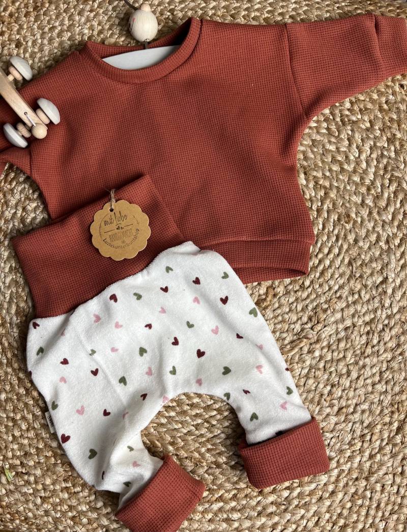 Baby Kinder Set Herzchen Waffeljersey Sweater Shirt Babyhose Babyshirt Versch .größen Babyset Babykleidungbabygeschenk Geburt Geburtstag von LuzieKunterbuntshop