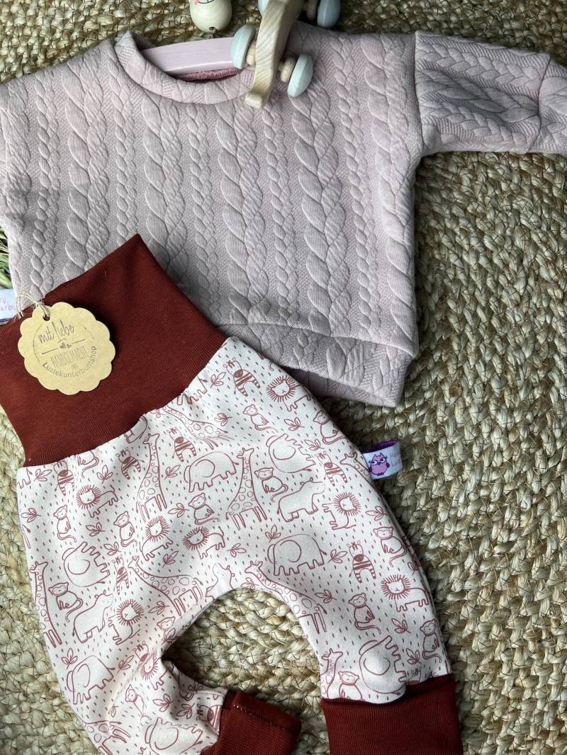 Baby Pumphose Set Zootiere Sweater Sweatshirt Babyhose Babyshirt Mitwachshose Babyset Kinder Babygeschenk Jacquard Sweat Geburt Geburtstag von LuzieKunterbuntshop