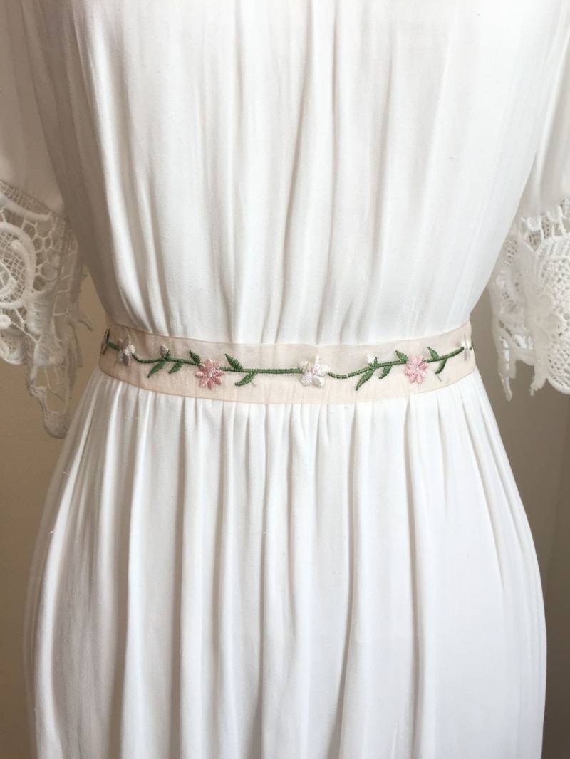 Lt. Hauch Von Pink Organza Blume Braut-Schärpe Lt. Hauch Von Pink Organza Blume Braut-Schärpe von LveDve