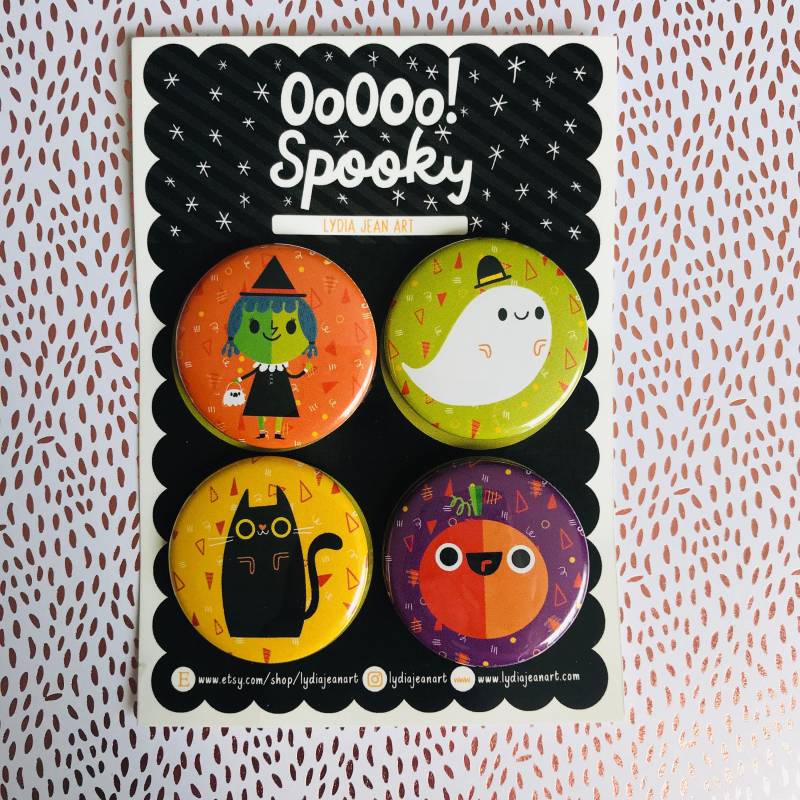 Halloween Buttons/Magnet Set | Pin Zurück Buttons Magnete Niedliches Halloween-Geschenk Original Zeichnung Von Lydia Jean Art von LydiaJeanArt